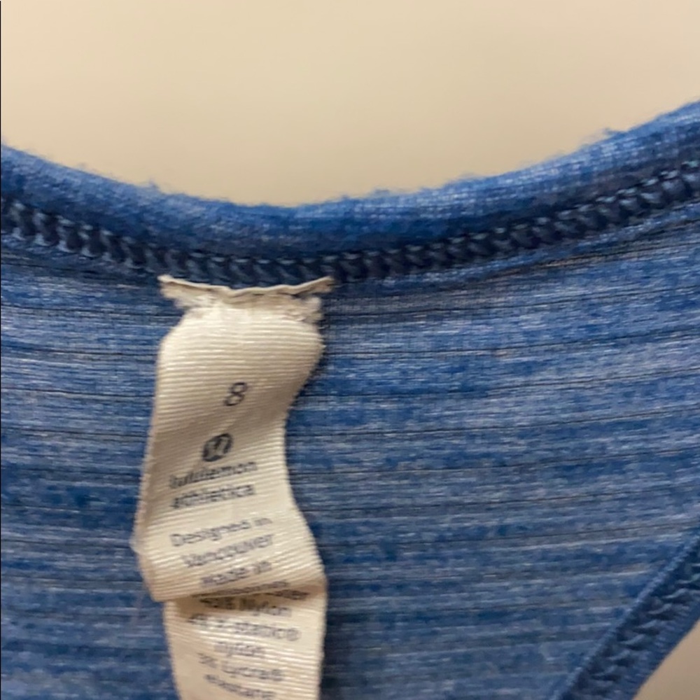 Lululemon singlet - Picture 2 of 3